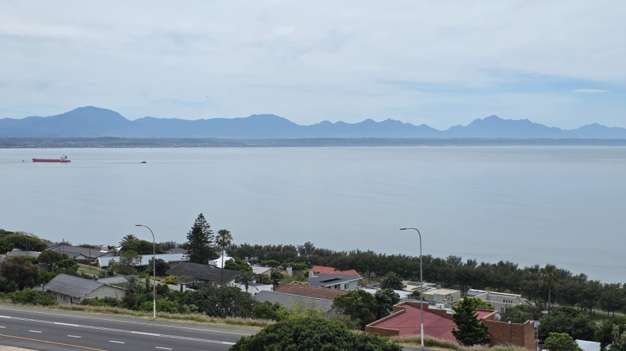2 Bedroom Property for Sale in Da Nova Western Cape